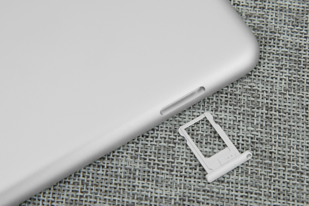 Máy tính bảng iPad Wifi Cellular 32GB (2018) Màu Bạc