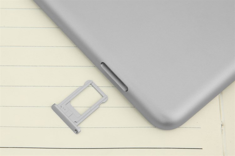 Máy tính bảng iPad Wifi Cellular 32GB (2018)