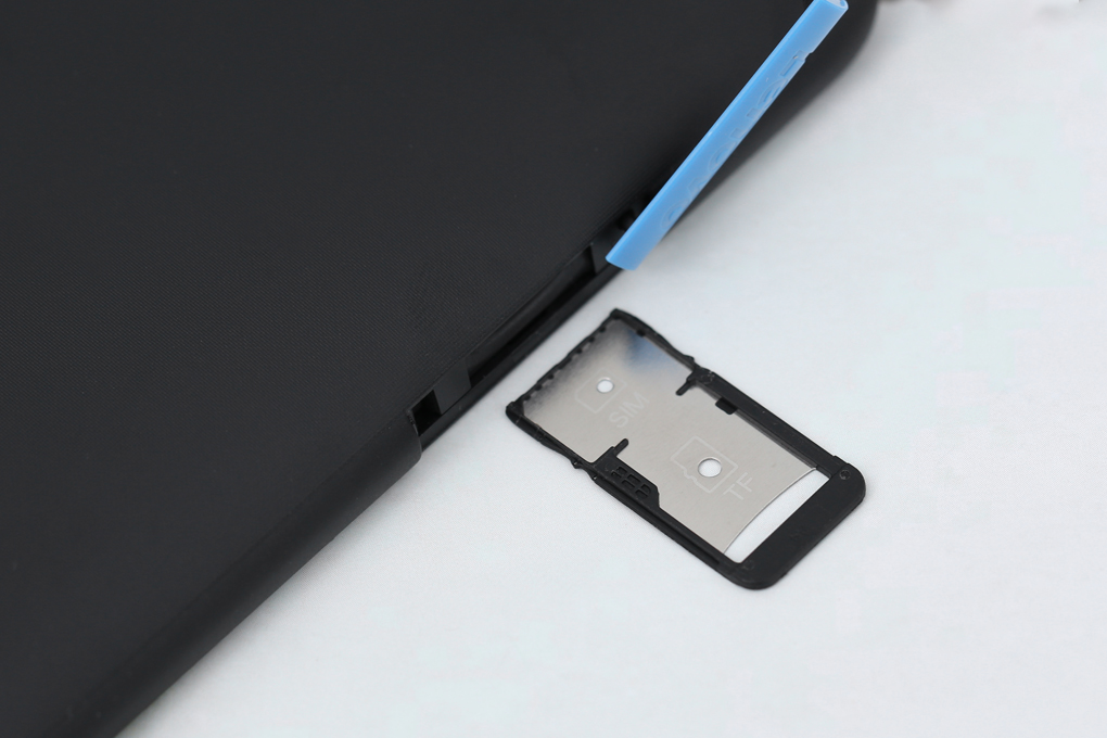 Máy tính bảng Lenovo Tab E7 TB-7104I Màu Đen