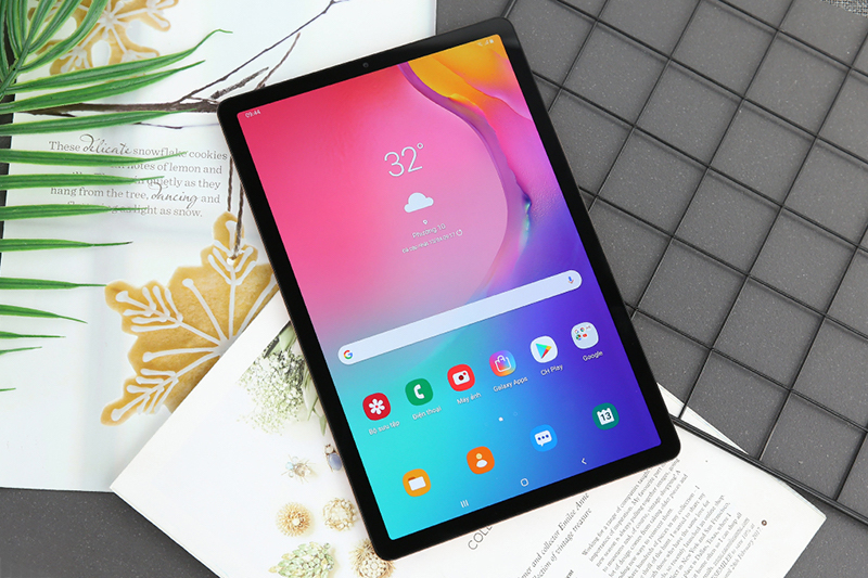 Samsung Galaxy Tab S5E T725 (2019) - Màn hình rộng Super AMOLED