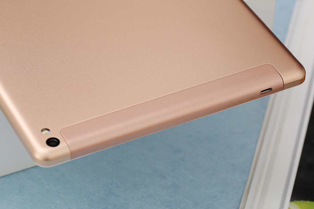 Máy tính bảng Masstel Tab 10 Pro Màu Vàng