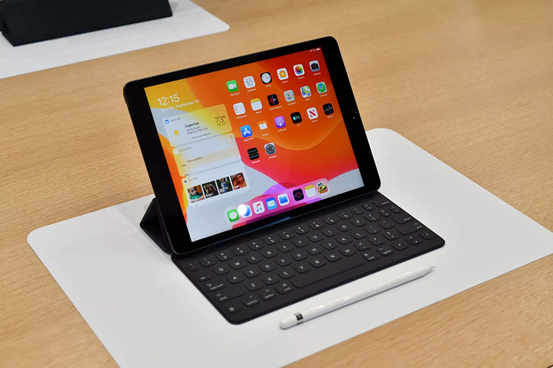 iPad 10.2 inch Wifi Cellular 128GB (2019) | Hệ điều hành iPad OS