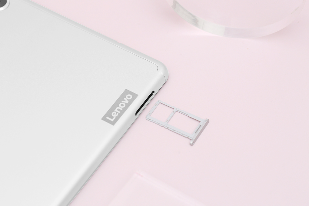 Máy tính bảng Lenovo Tab M8 Màu Bạc