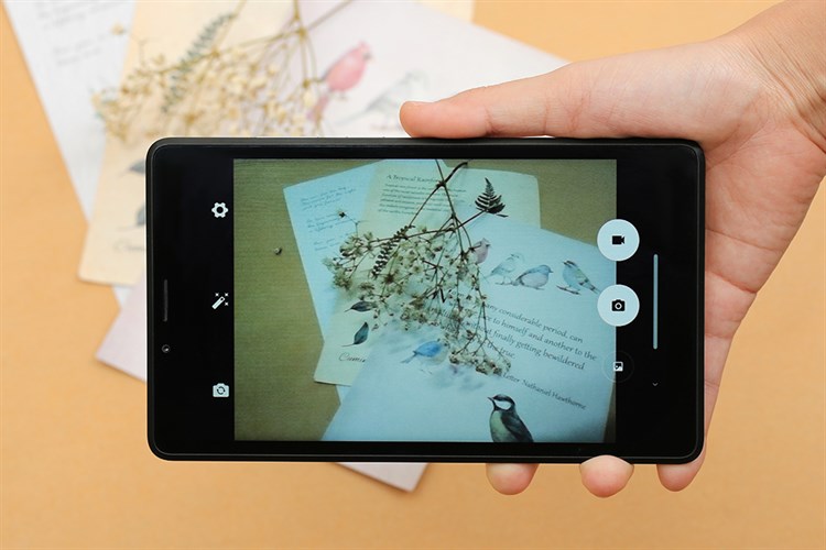 Máy tính bảng Lenovo Tab M7