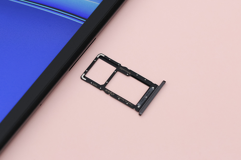 Lenovo Tab M10 - Gen 2 | RAM 2 GB, bộ nhớ trong 32 GB, hỗ trợ thẻ MicroSD đến 1TB