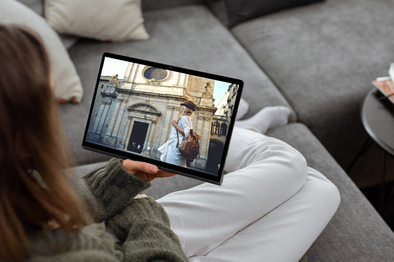 Lenovo YOGA Pad Pro | Giải trí thoải mái với viên pin dung lượng lớn Lenovo YOGA Pad Pro | Giải trí thoải mái với viên pin dung lượng lớn