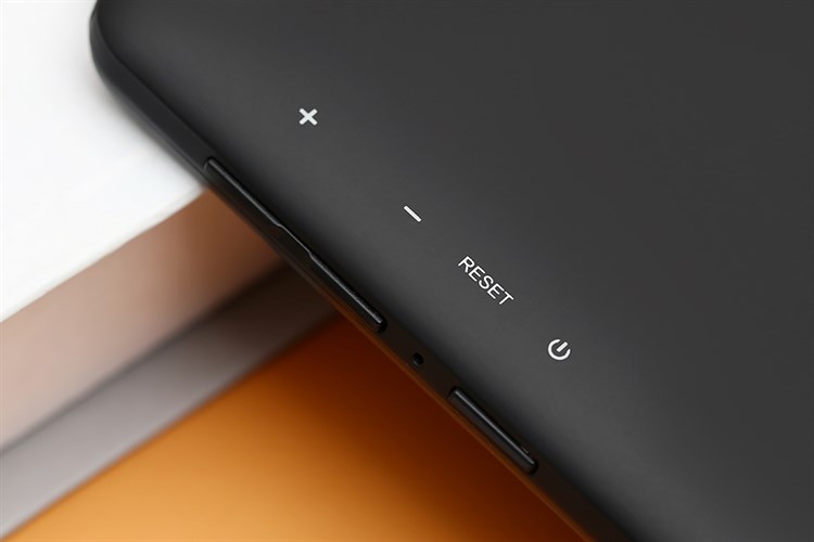 Máy tính bảng Masstel Tab 8.2 Màu Đen