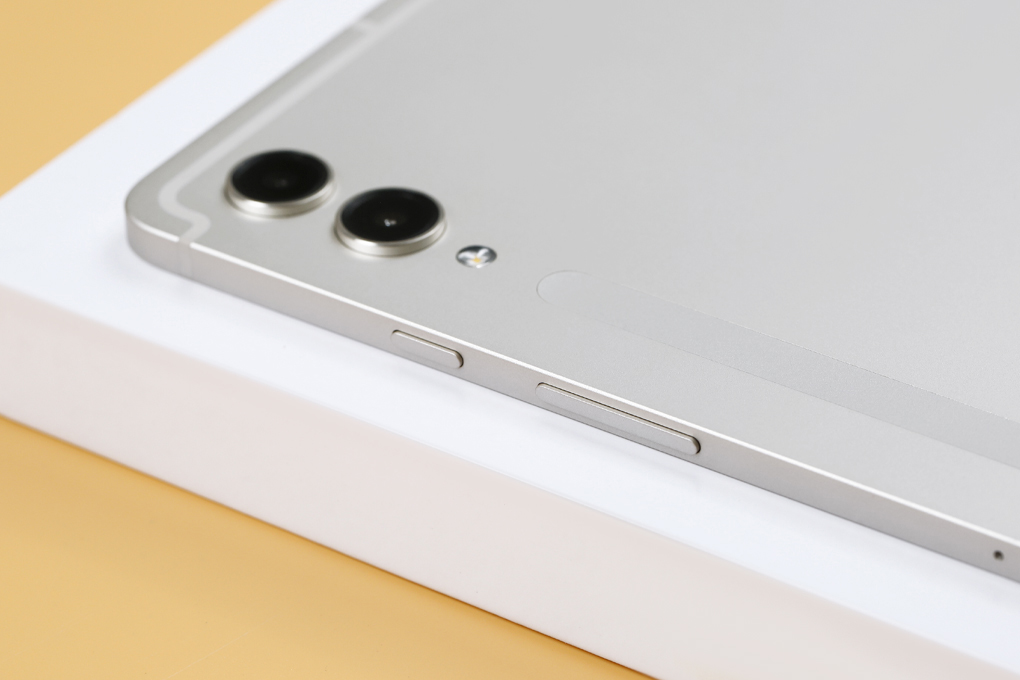 Máy tính bảng Samsung Galaxy Tab S9+ WiFi 12GB/256GB Màu Kem