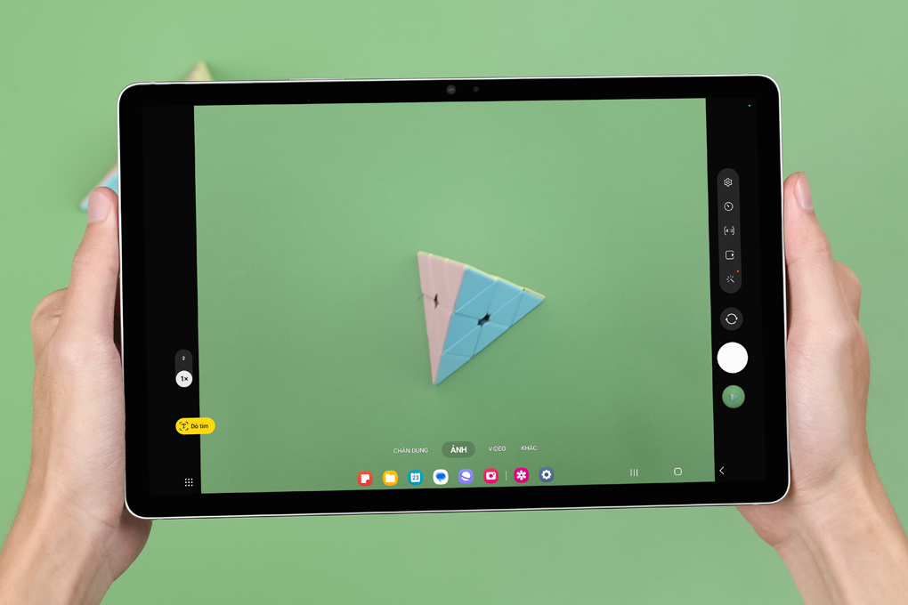 Máy tính bảng Samsung Galaxy Tab S9 FE WiFi 6GB/128GB Màu Bạc