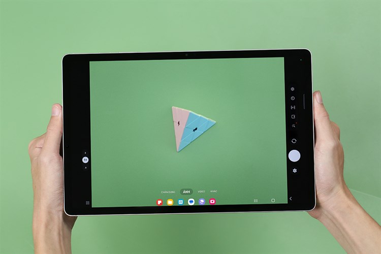 Máy tính bảng Samsung Galaxy Tab S9 FE+ WiFi 8GB/128GB Màu Bạc