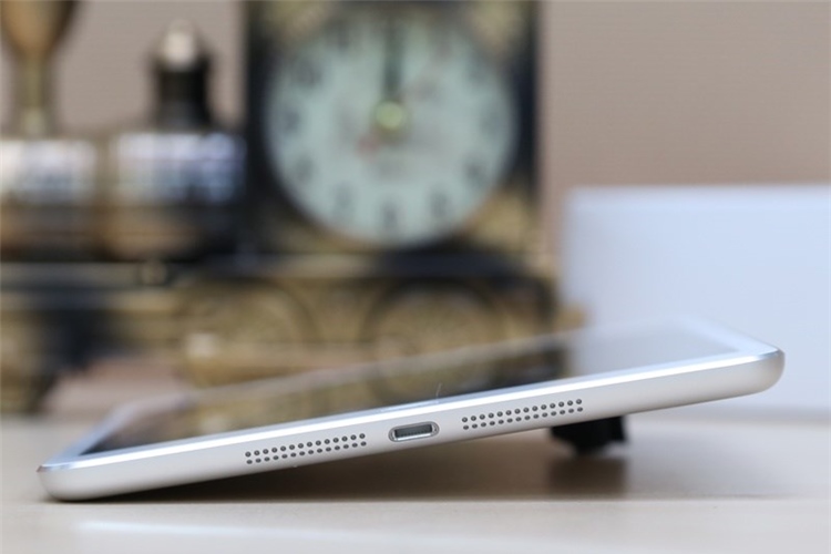 Máy tính bảng iPad mini Wifi 16GB Màu Trắng