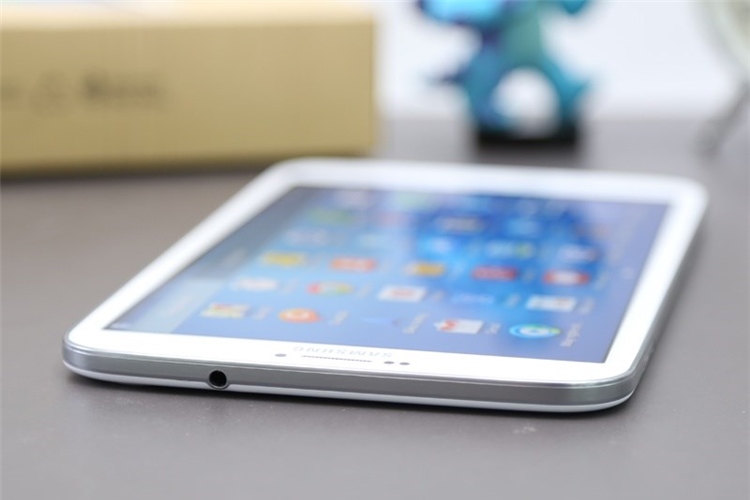 Máy tính bảng Samsung Galaxy Tab 3 8" 3G 16Gb (T311) Màu Trắng