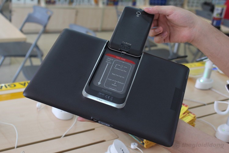 Máy tính bảng Asus Padfone 2 A68 10" 3G 32GB