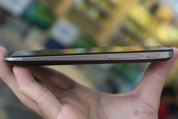 Máy tính bảng Asus Padfone 2 A68 10" 3G 32GB