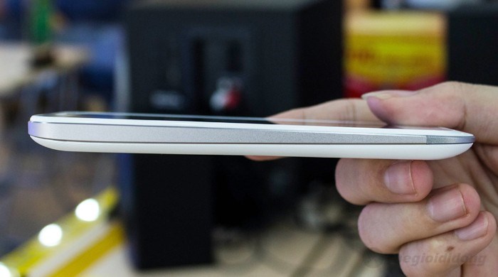 Máy tính bảng Asus Padfone 2 A68 10" 3G 32GB