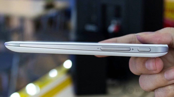 Máy tính bảng Asus Padfone 2 A68 10" 3G 32GB