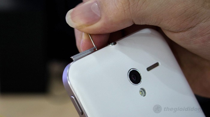 Máy tính bảng Asus Padfone 2 A68 10" 3G 32GB