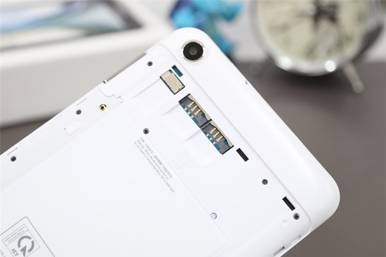 Máy tính bảng Lenovo Idea tab A3000 Màu Trắng