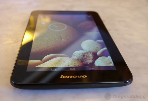 Lenovo A3000 trang bị màn hình IPS cho góc nhìn rộng Lenovo A3000 trang bị màn hình IPS cho góc nhìn rộng