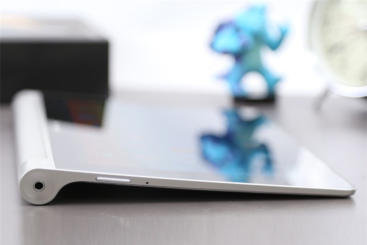 Máy tính bảng Lenovo Yoga Tablet 10 B8000 Màu Bạc