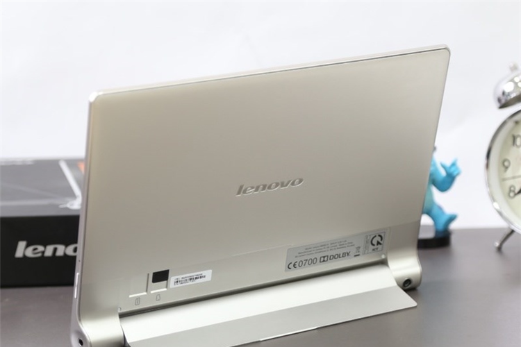 Máy tính bảng Lenovo Yoga Tablet 10 B8000 Màu Bạc