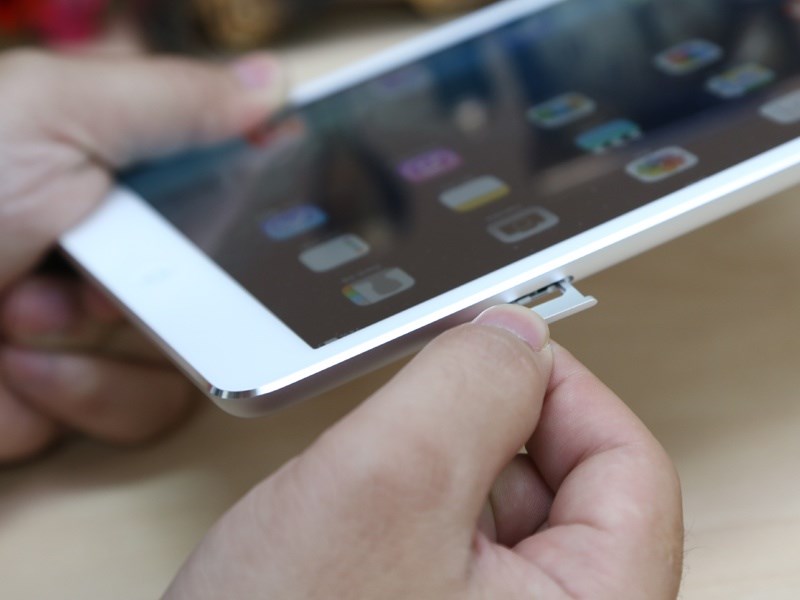 Máy tính bảng iPad Mini 2 Retina Cellular 16GB Màu Bạc