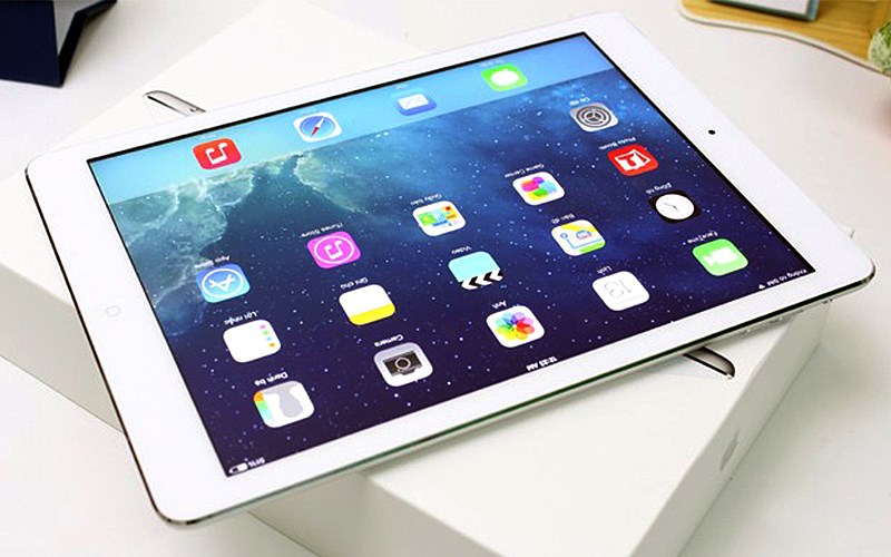 Máy tính bảng iPad Air Cellular 16GB Màu Bạc