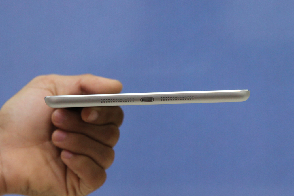 Máy tính bảng iPad Mini 2 Retina Wifi 32GB Màu Bạc