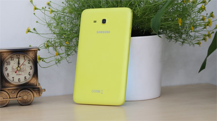 Máy tính bảng Samsung Galaxy Tab 3 Lite (T111) Màu Vàng