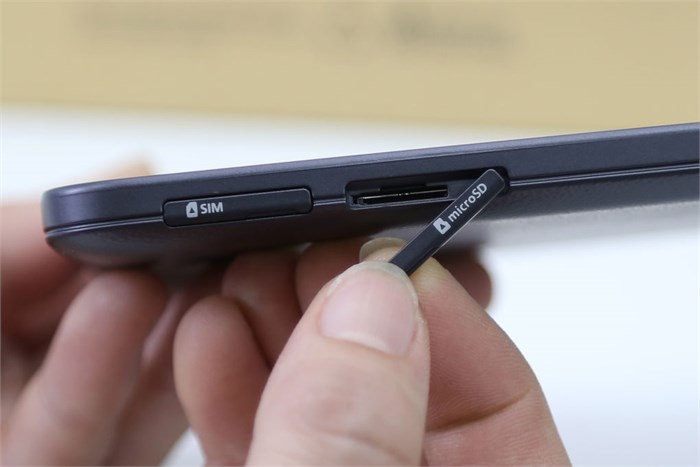 Máy tính bảng Samsung Galaxy Tab 3 Lite (T111) Màu Đen