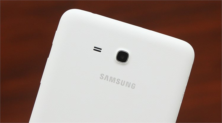 Máy tính bảng Samsung Galaxy Tab 3 Lite (T111) Màu Trắng