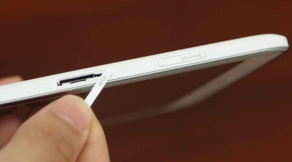 Máy tính bảng Samsung Galaxy Tab 4 8.0 (SM-T331) Màu Trắng