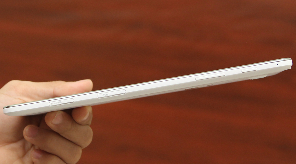 Máy tính bảng Samsung Galaxy Tab 4 8.0 (SM-T331) Màu Trắng