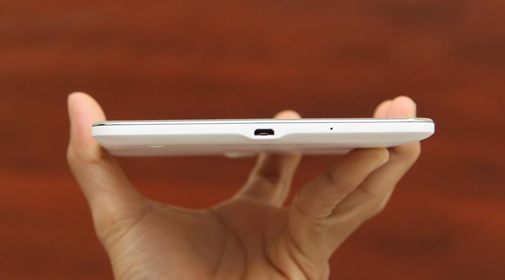 Máy tính bảng Samsung Galaxy Tab 4 8.0 (SM-T331) Màu Trắng