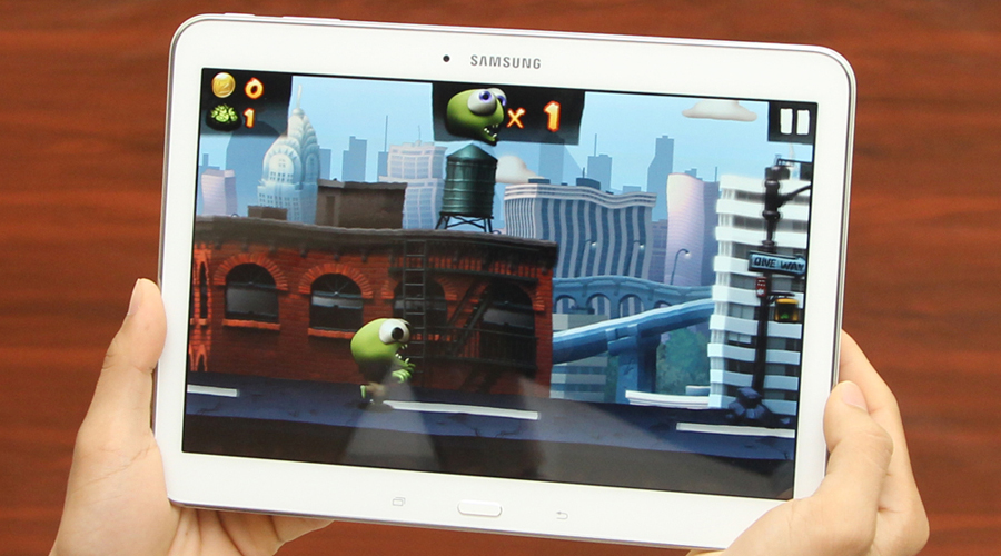 <p>Vận h&agrave;nh mượt m&agrave; mọi ứng dụng bạn trải nghiệm trọn vẹn hơn nhờ sức mạnh của cấu h&igrave;nh l&otilde;i tứ, hệ điều h&agrave;nh Android 4.4</p>