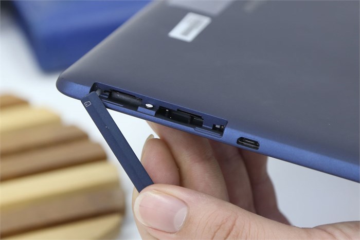 Máy tính bảng Lenovo IdeaTab A10-70HD (A7600) Màu Xanh Dương