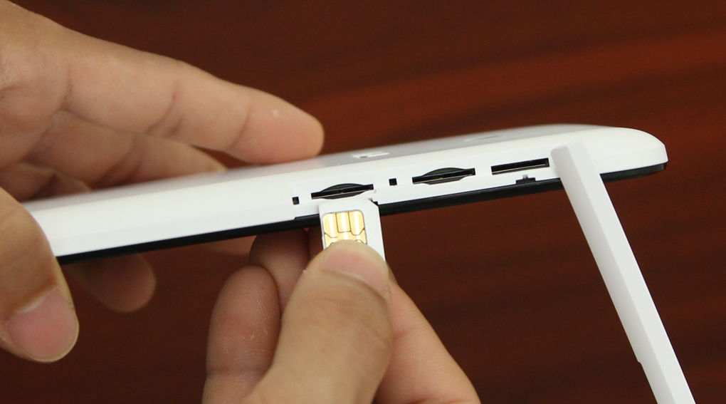 Máy tính bảng Asus FonePad 7 (FE170CG)