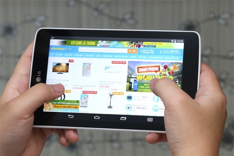 Máy tính bảng LG G Pad 7 (V400) Màu Trắng