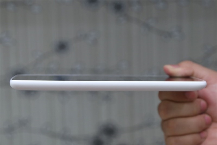 Máy tính bảng LG G Pad 7 (V400) Màu Trắng