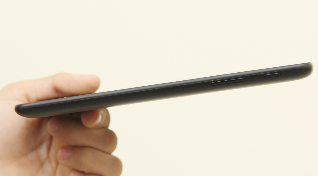 Máy tính bảng LG G Pad 7 (V400) Màu Đen