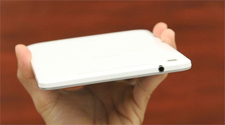 Máy tính bảng Asus MeMo Pad 8 (ME581CL)