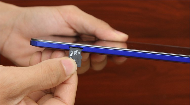 Máy tính bảng Asus MeMo Pad 8 (ME581CL)