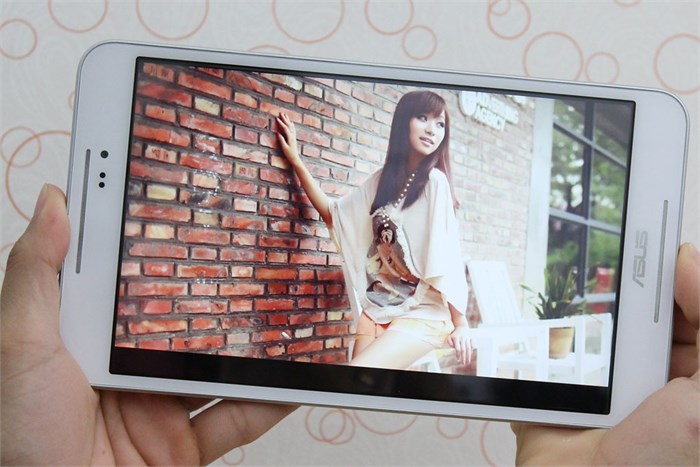 Máy tính bảng ASUS Fonepad 8 (FE380CG)