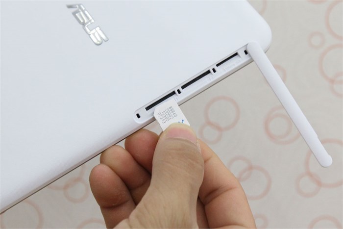 Máy tính bảng ASUS Fonepad 8 (FE380CG)