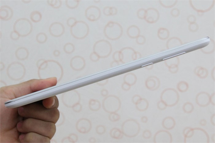 Máy tính bảng ASUS Fonepad 8 (FE380CG)