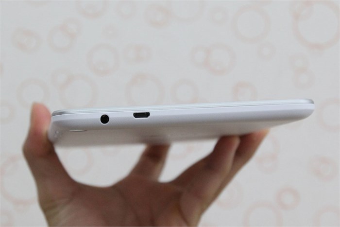 Máy tính bảng ASUS Fonepad 8 (FE380CG)