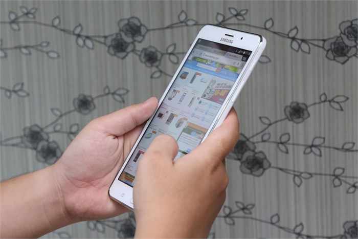 Máy tính bảng Samsung Galaxy Tab 4 7.0 (SM-T231) Màu Trắng