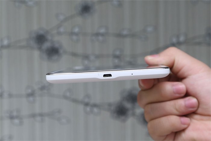 Máy tính bảng Samsung Galaxy Tab 4 7.0 (SM-T231) Màu Trắng