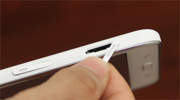 Máy tính bảng Samsung Galaxy Tab 4 7.0 (SM-T231) Màu Trắng