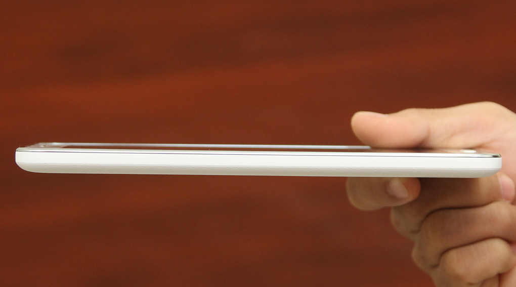 Máy tính bảng Samsung Galaxy Tab 4 7.0 (SM-T231) Màu Trắng